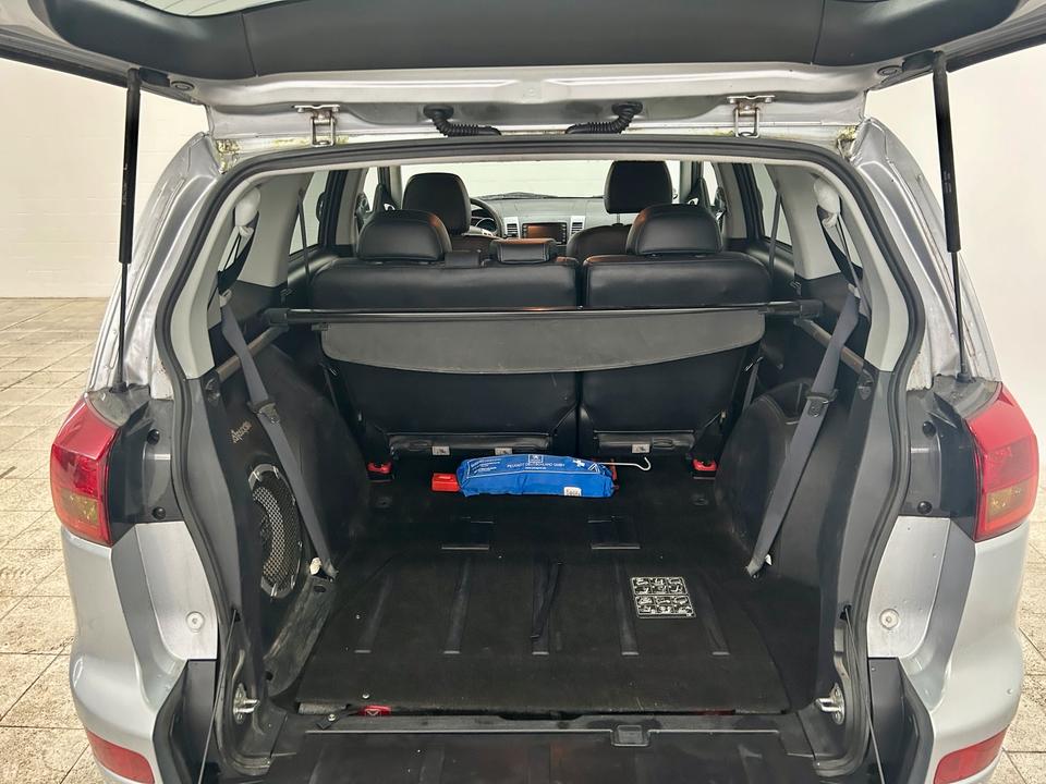 Peugeot 4007 2008 — photo 14