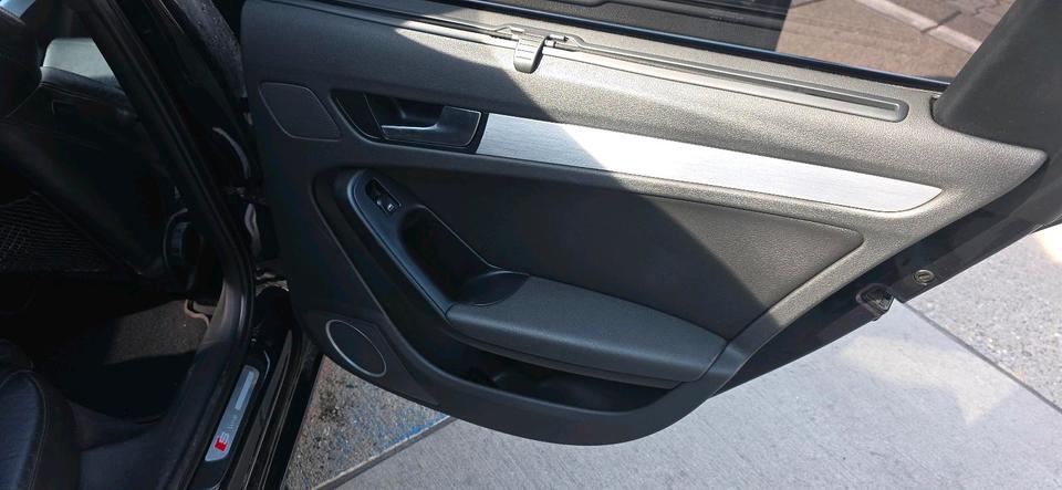 Audi A4 2009 — photo 18