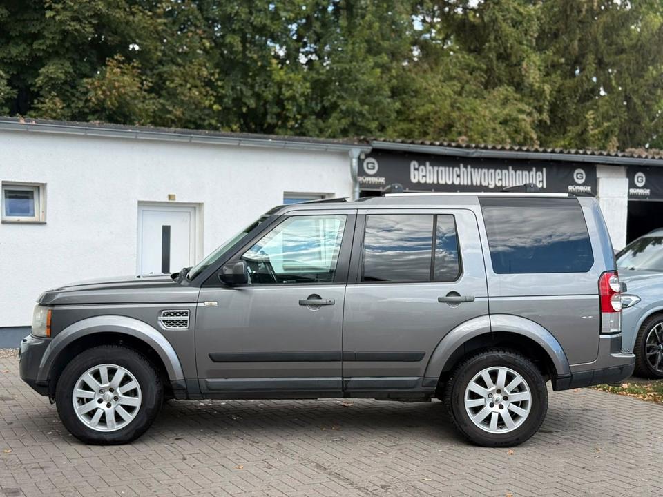 Land Rover Discovery 2010 — photo 7