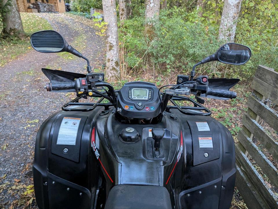 Weitere Motorräder TGB Blade 550 IRS 4x4 LOF wenig km 2015 — interior