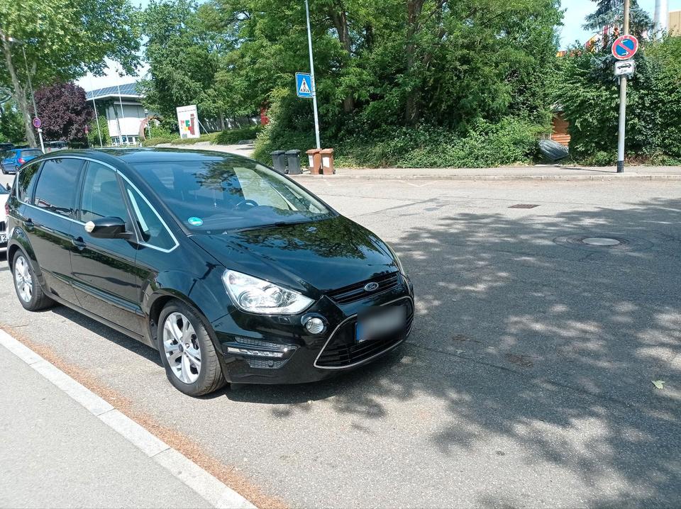 Ford S-Max 2010 — photo 10