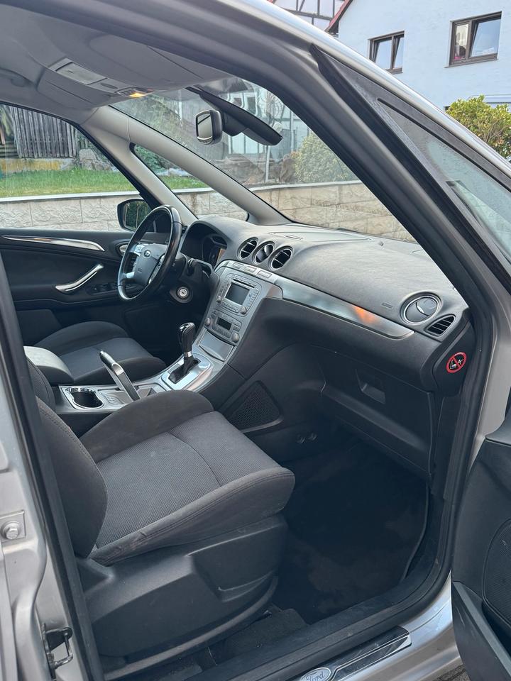 Ford S-Max 2008 — салон