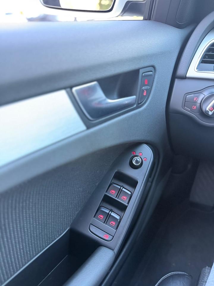 Audi A4 2009 — photo 13