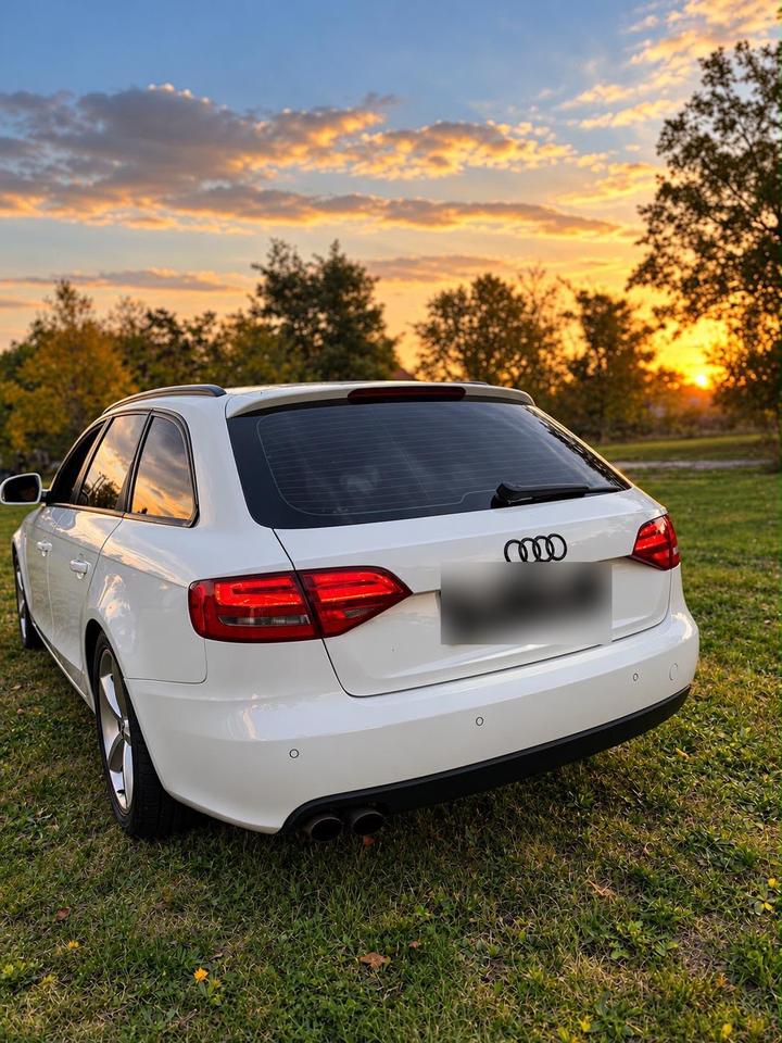 Audi A4 2009 — photo 15