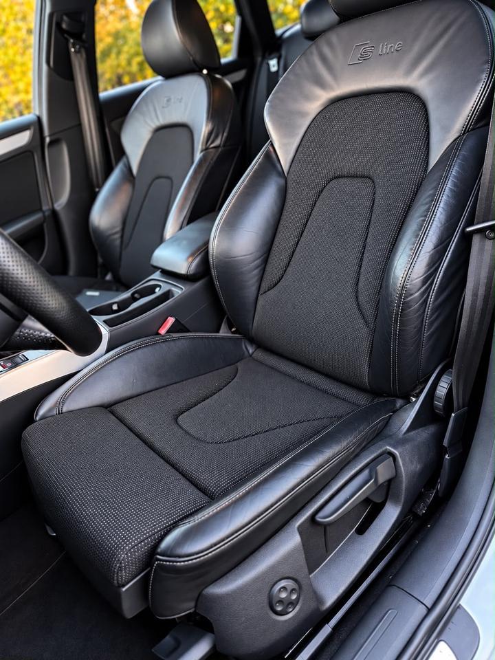 Audi A4 2009 — interior