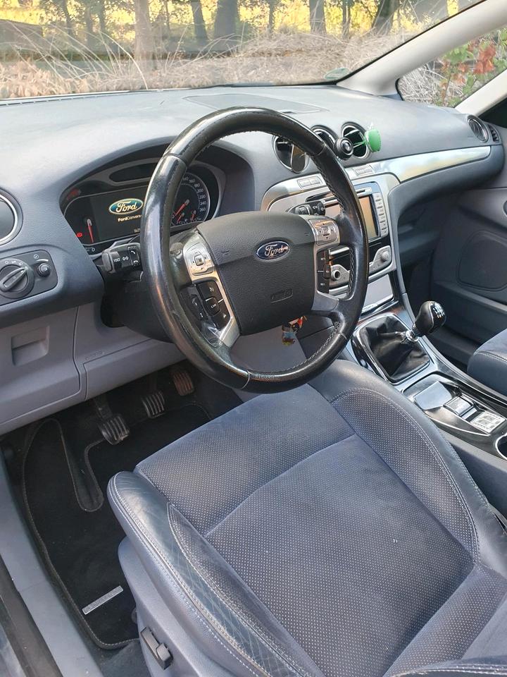 Ford S-Max 2008 — двигун