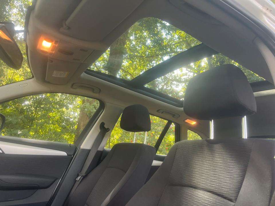BMW X1 2010 — photo 5