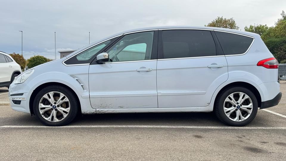 Ford s-Max 2014 — interior