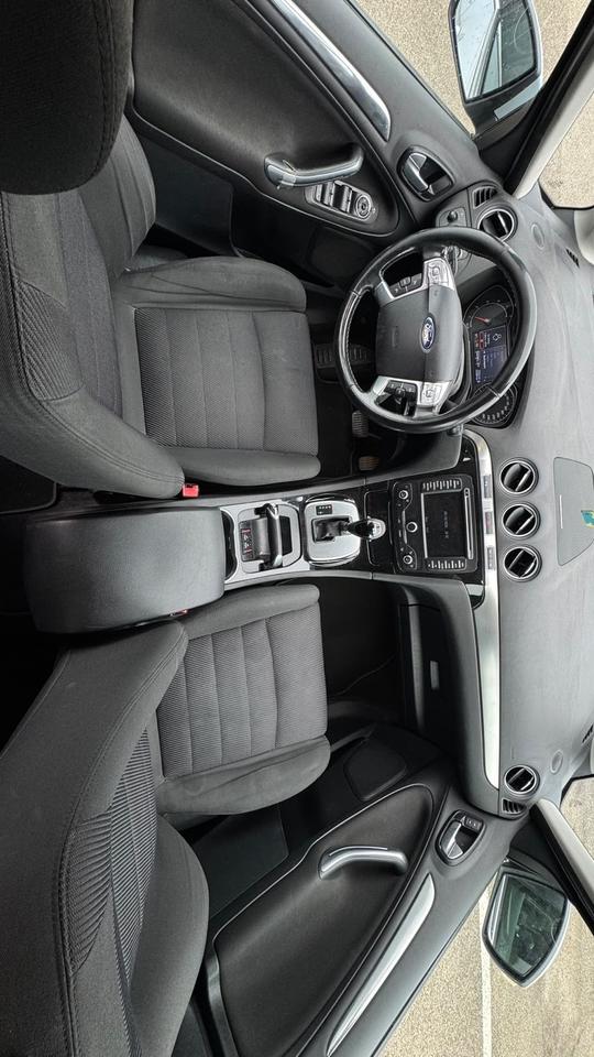 Ford s-Max 2014 — photo 5