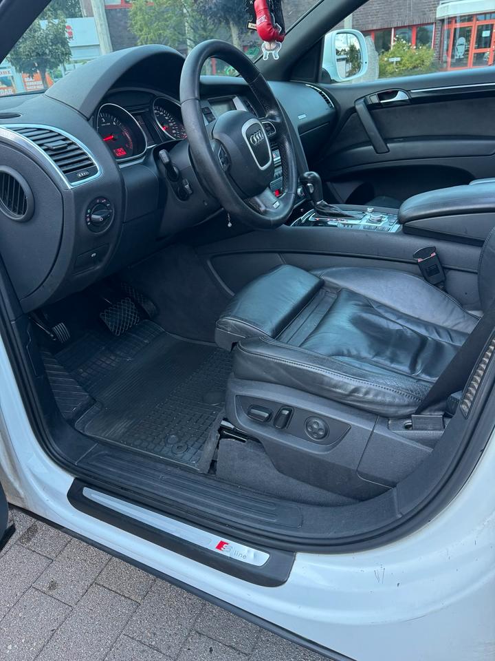 Audi Q7 2008 — photo 9