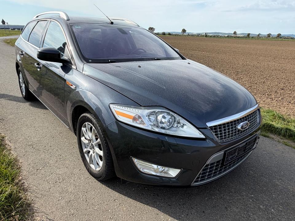 Ford Mondeo 2010 — engine