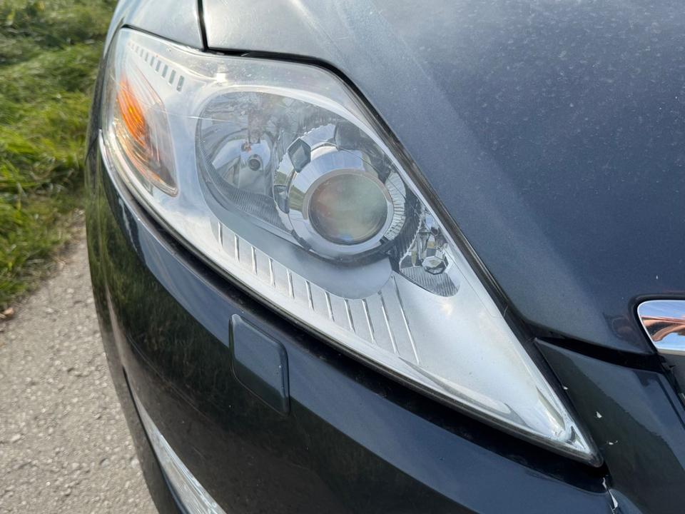 Ford Mondeo 2010 — photo 7