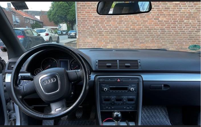 Audi A4 2006 — photo 7