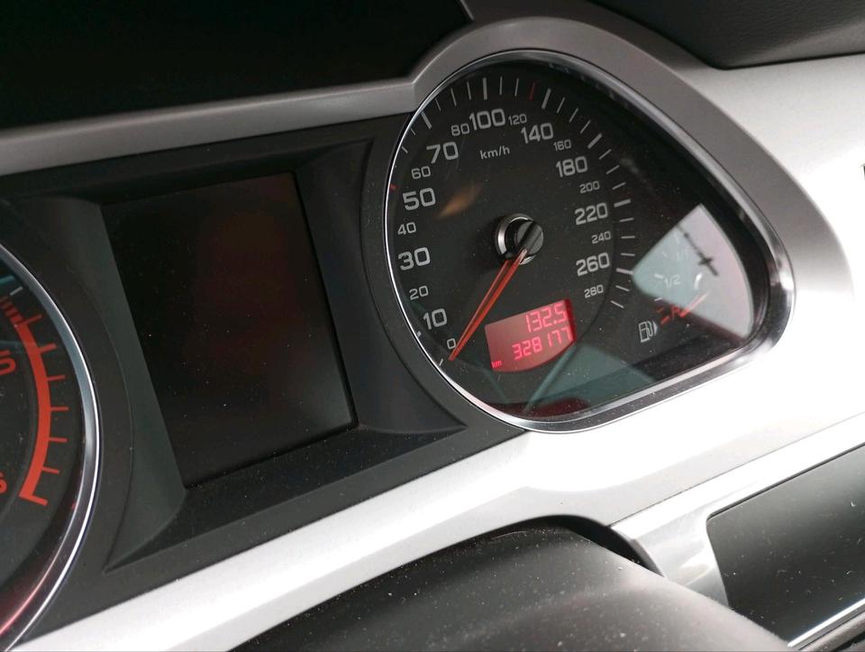 Audi A6 2010 — photo 6