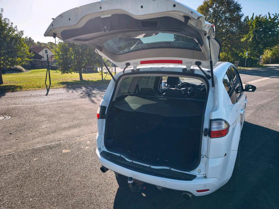 Ford S-Max 2009 — photo 10