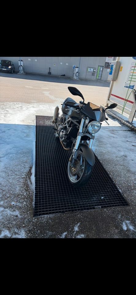 Weitere Motorräder Cagiva Raptor 650ie/no suzuki sv 650 2007 — interior