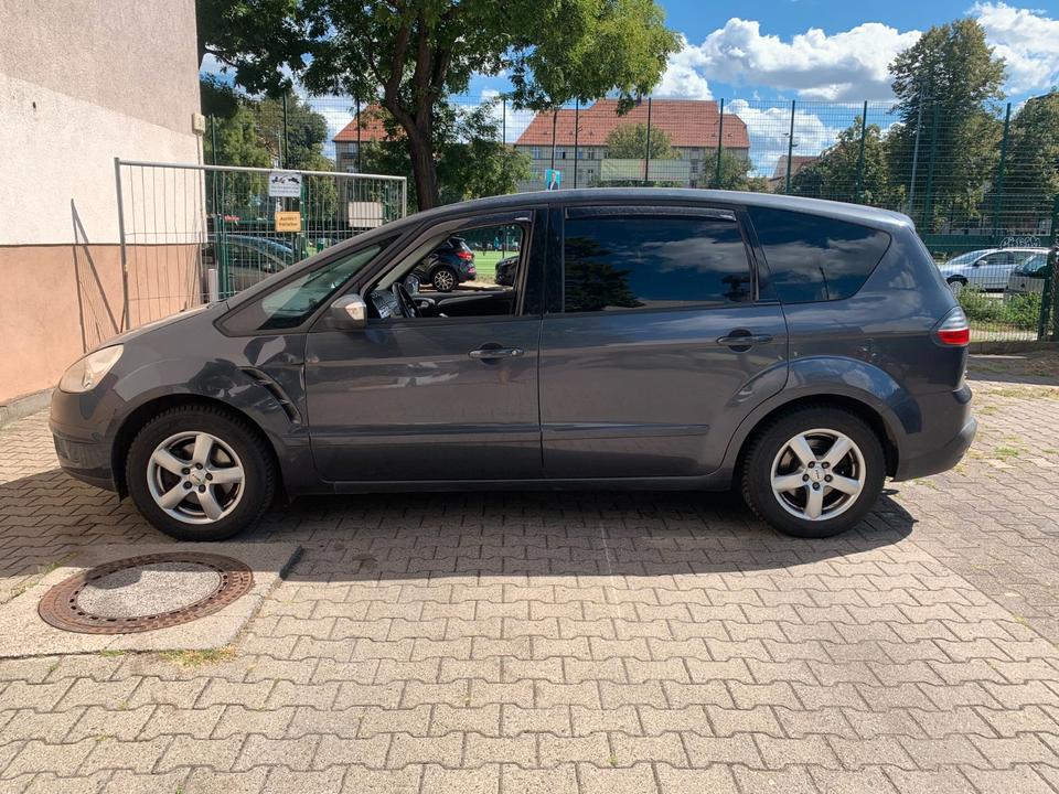 Ford S-Max 2008 — engine