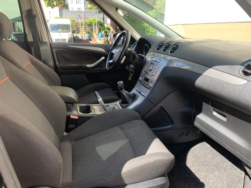 Ford S-Max 2008 — photo 9