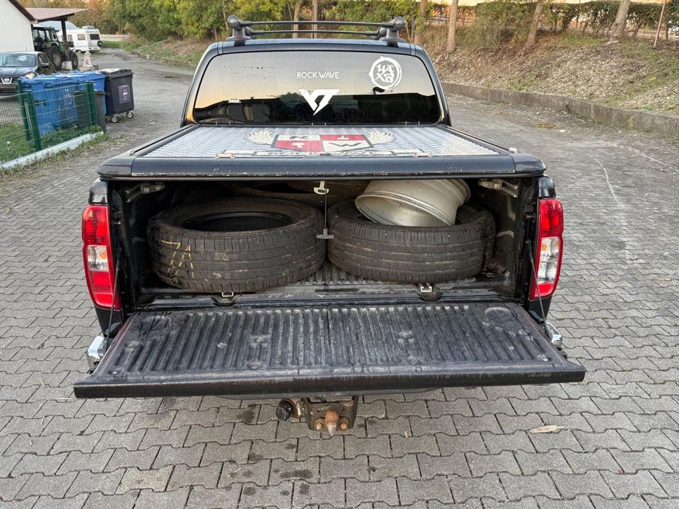 Nissan Navara 2012 — photo 9