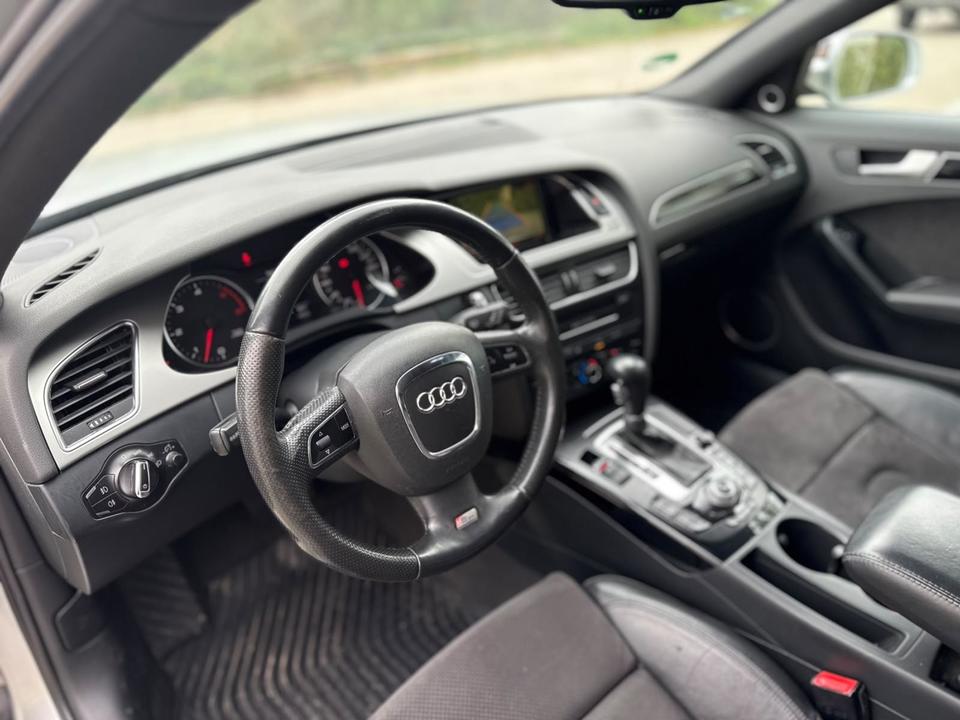 Audi A4 2009 — photo 11