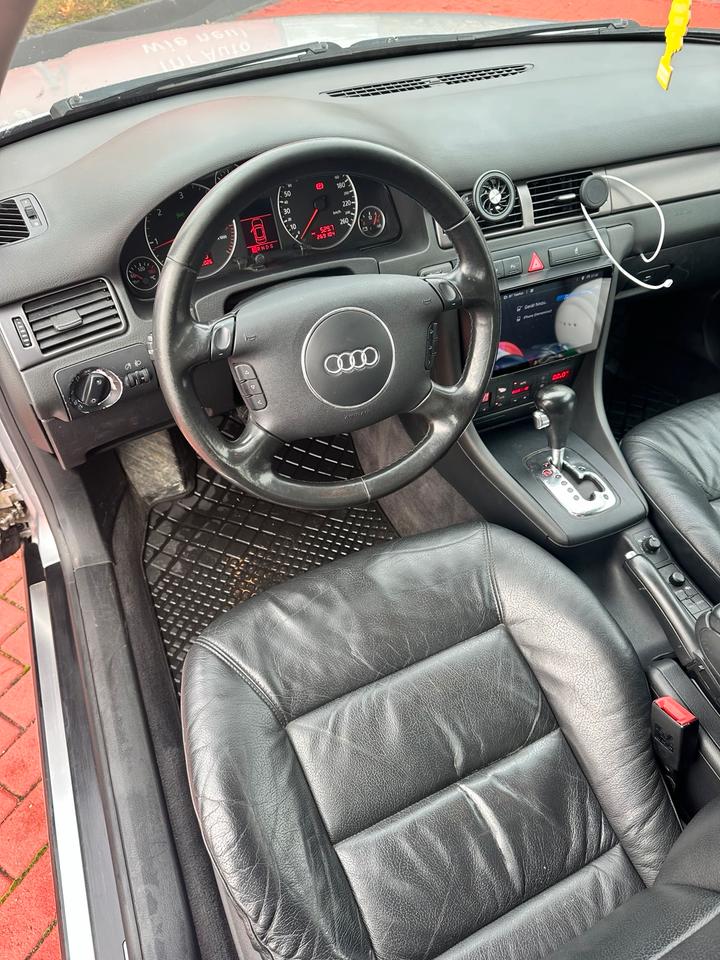 Audi A6 2004 — photo 14