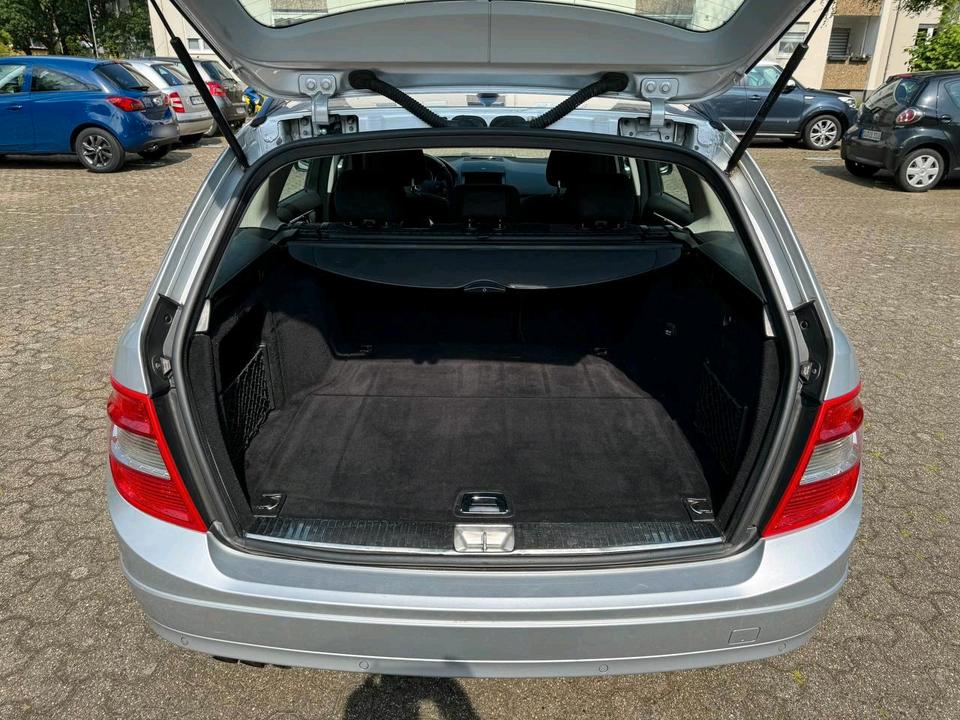 Mercedes Benz C 180 2008 — photo 17