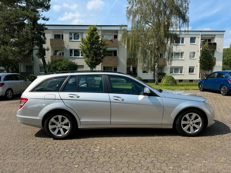 Mercedes Benz C 180 2008 — rear view