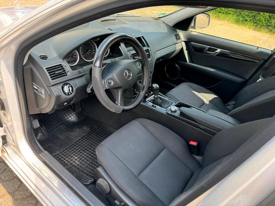 Mercedes Benz C 180 2008 — photo 9