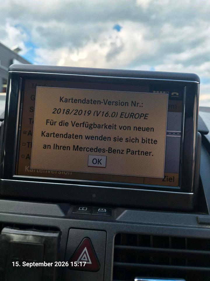 Mercedes Benz C 220 2010 — photo 9