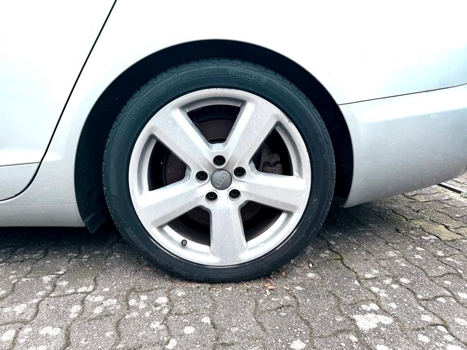 Audi A6 2009 — photo 17