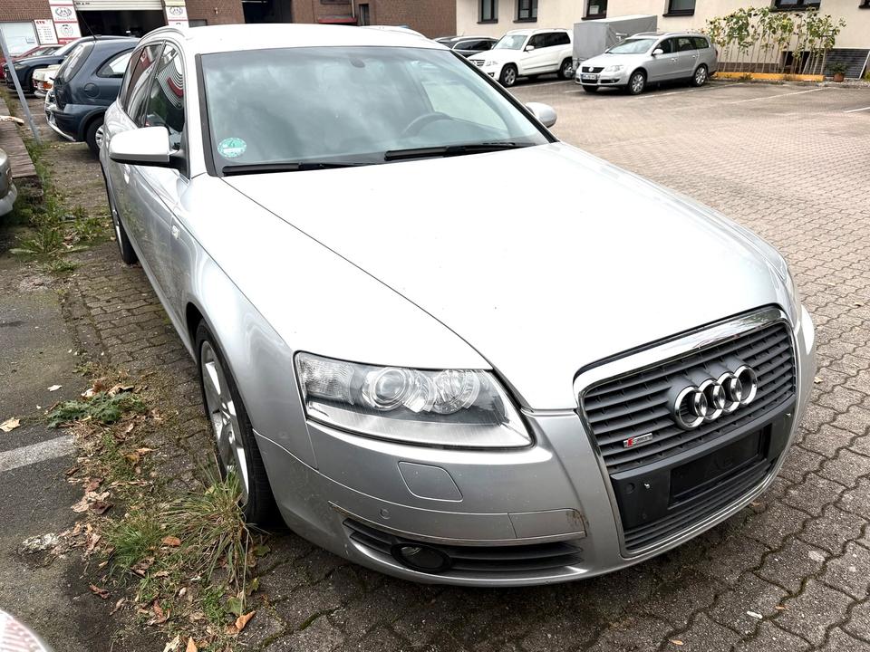Audi A6 2009 — interior