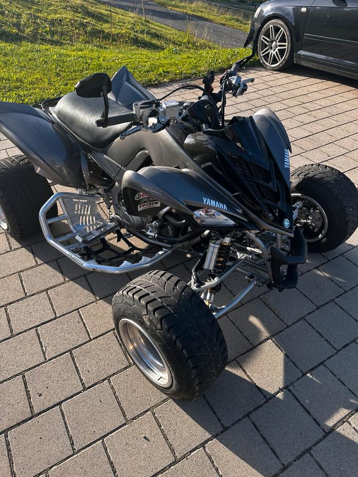Yamaha Raptor 700R LOF 2009 — вигляд ззаду
