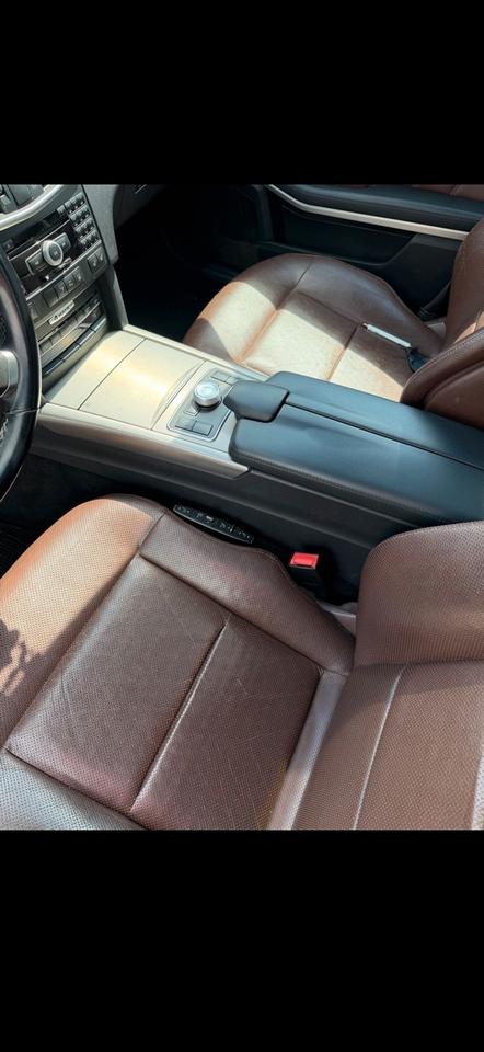 Mercedes Benz E 350 2011 — engine