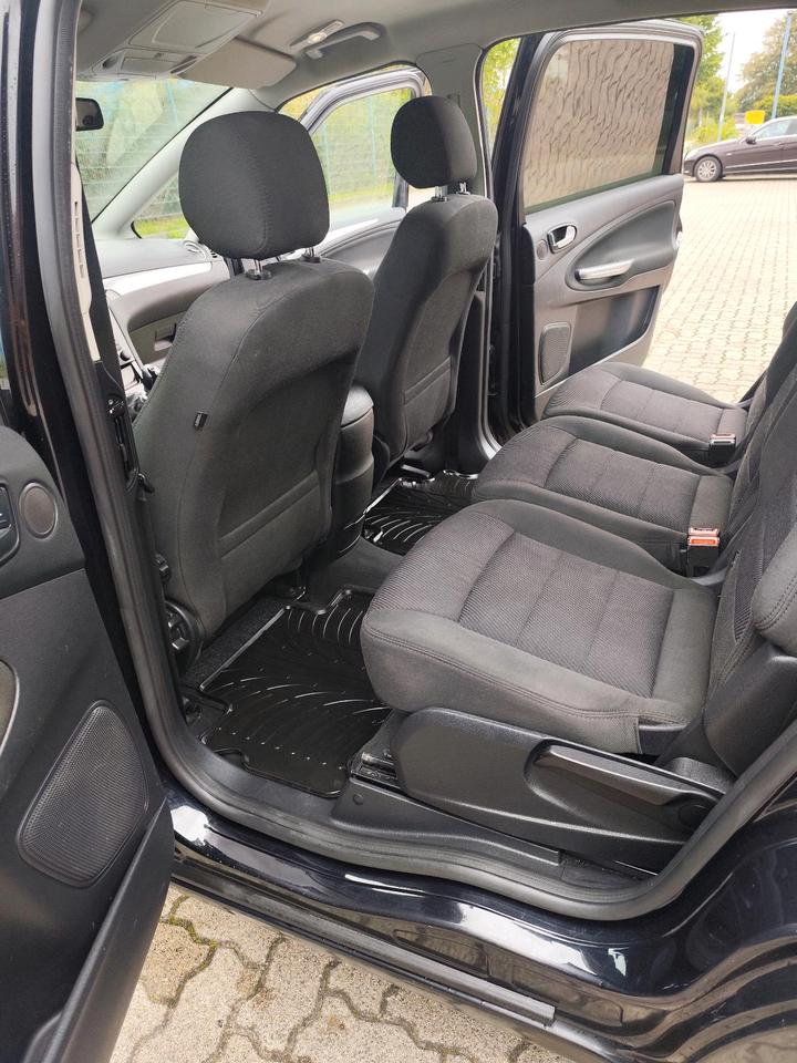 Ford S-Max 2014 — photo 9
