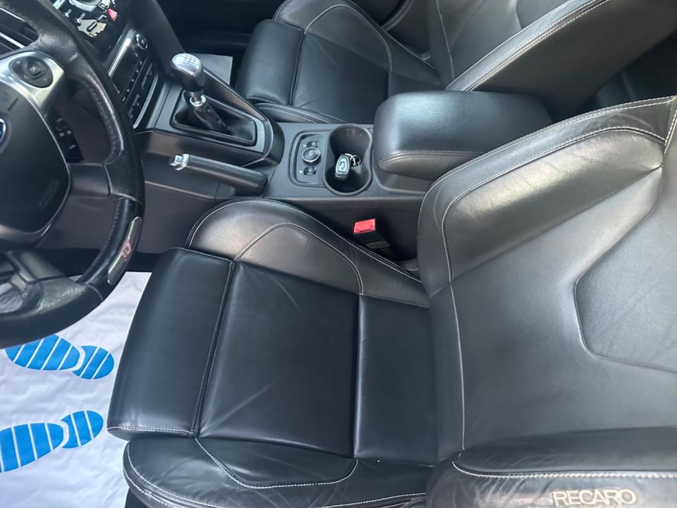 Ford Focus 2012 — photo 12