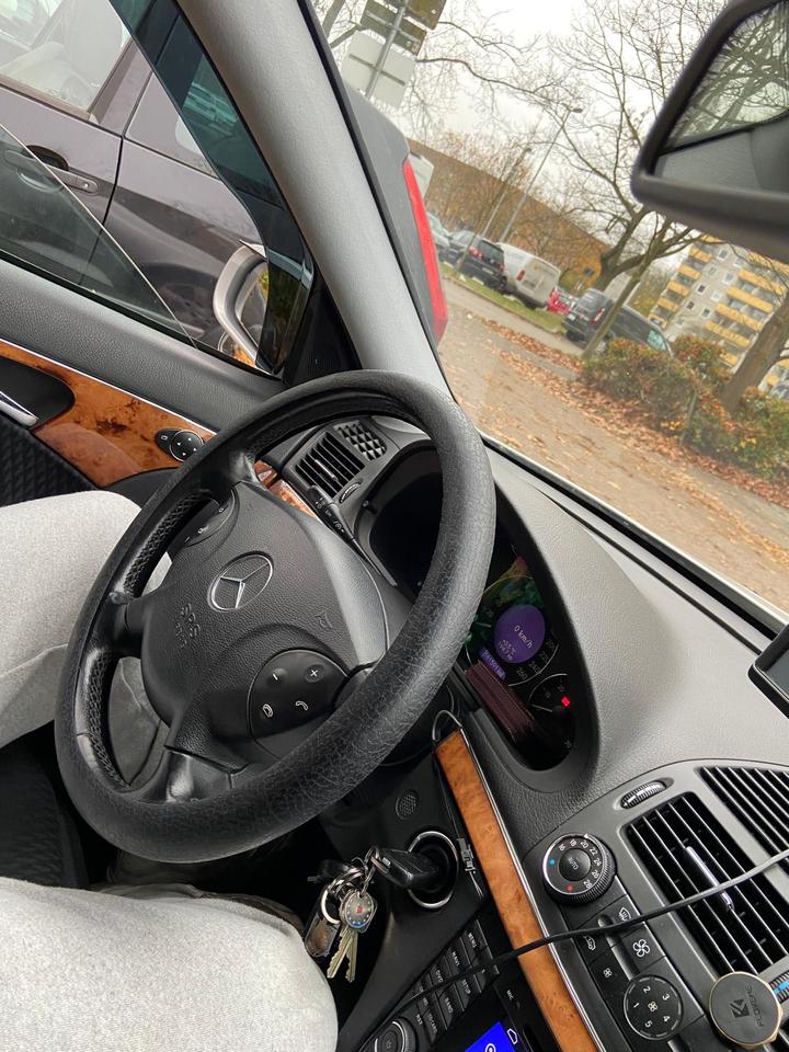 Mercedes Benz E 200 2005 — авто для ЗСУ з Європи