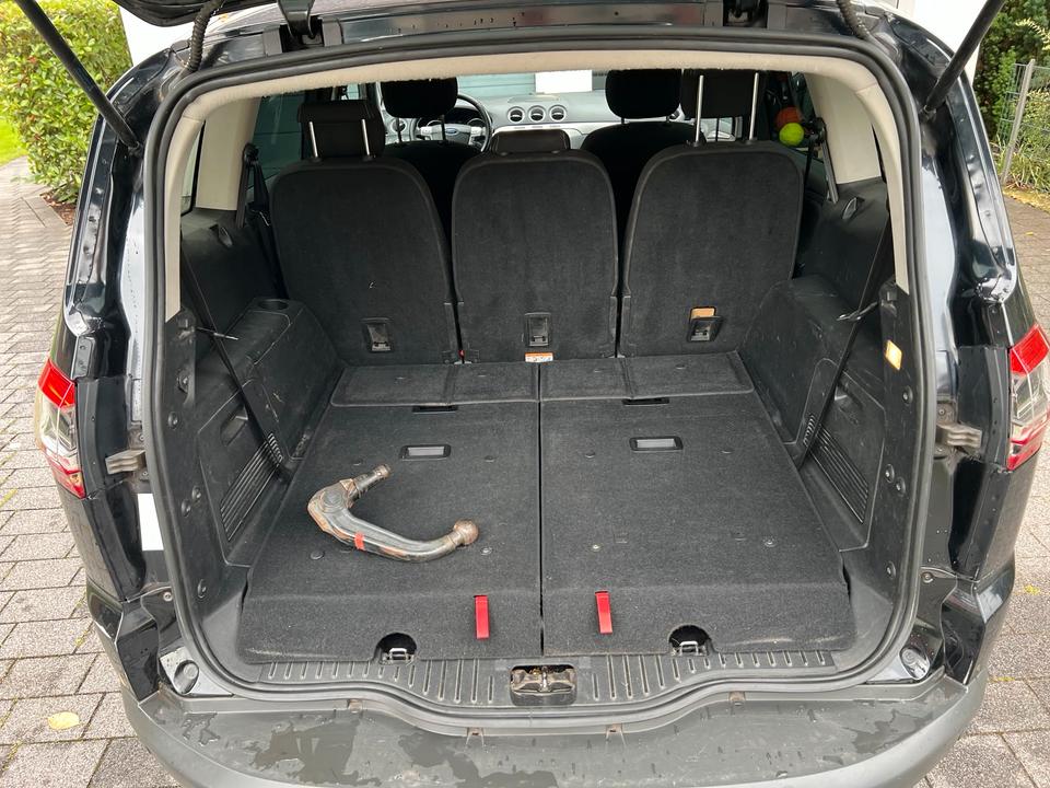 Ford S-Max 2011 — photo 5
