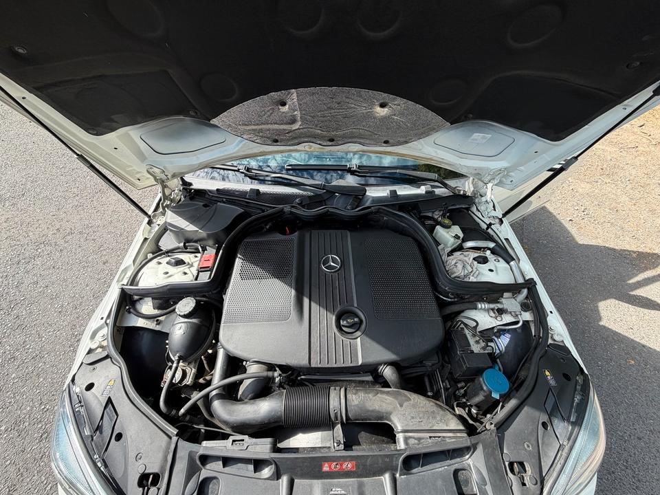 Mercedes Benz C 220 2010 — photo 18