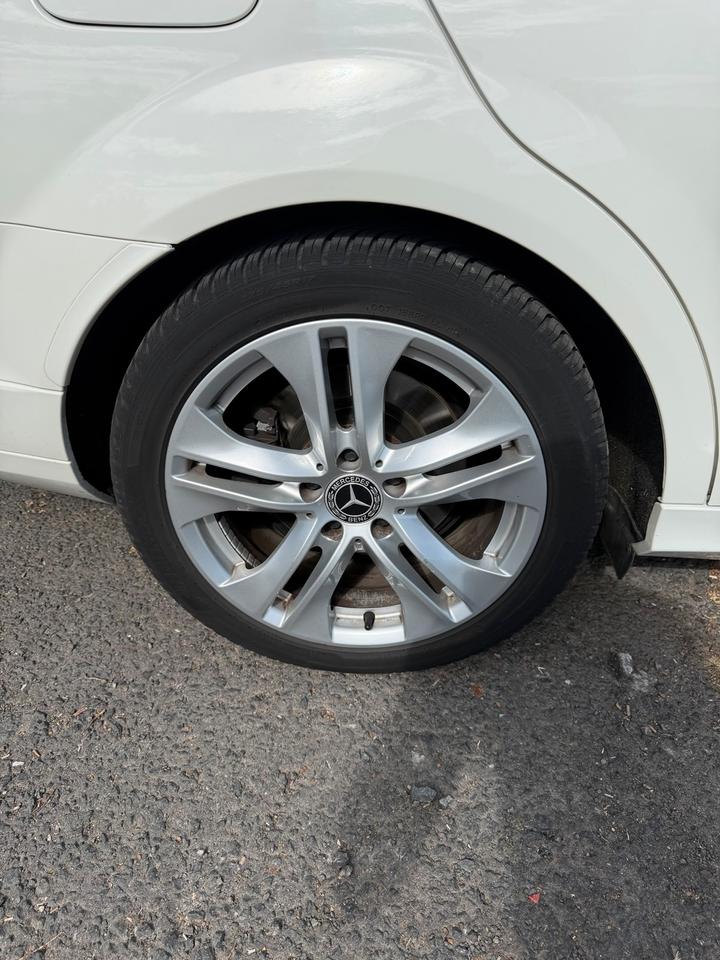 Mercedes Benz C 220 2010 — photo 7