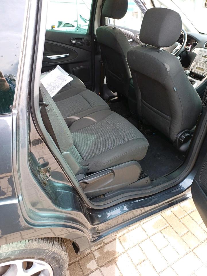 Ford C-Max 2006 — photo 10