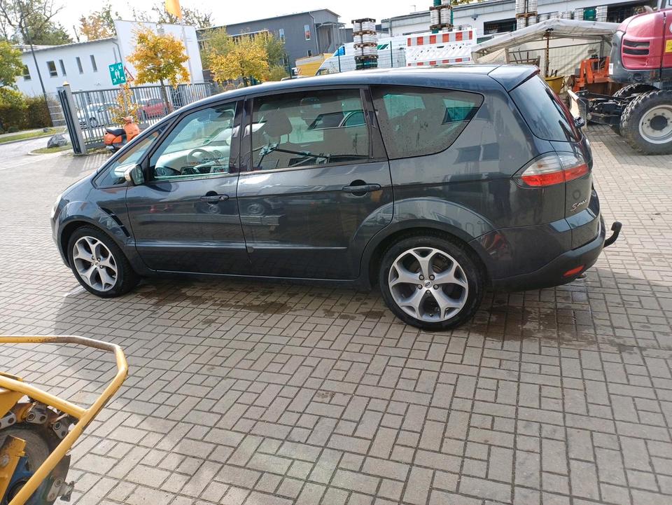 Ford C-Max 2006 — engine