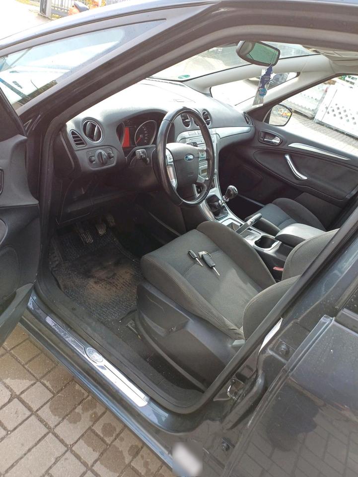 Ford C-Max 2006 — photo 6