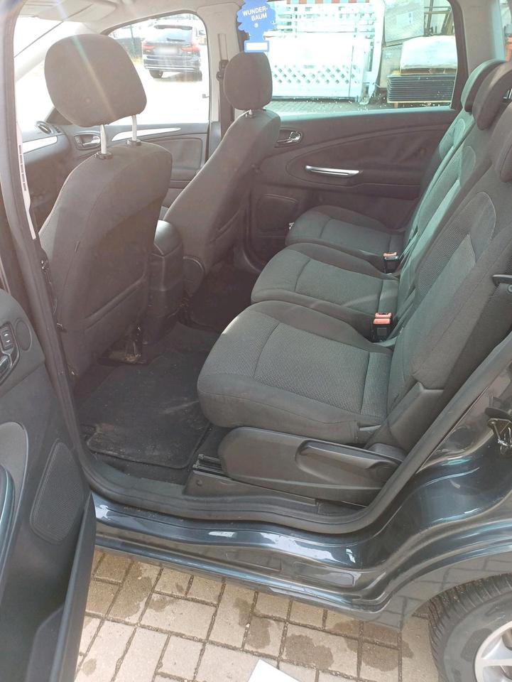 Ford C-Max 2006 — photo 7