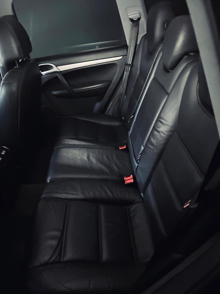 Porsche Cayenne 2004 — photo 12