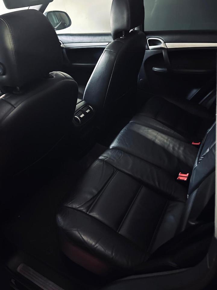 Porsche Cayenne 2004 — photo 16