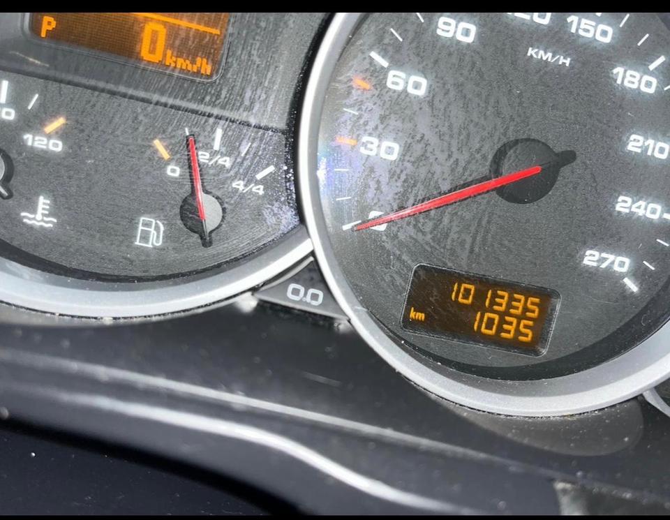 Porsche Cayenne 2004 — photo 9
