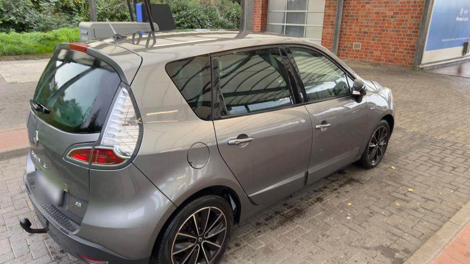 Renault Scenic 2013 — engine