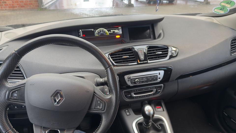 Renault Scenic 2013 — photo 5