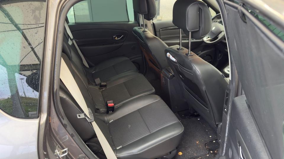 Renault Scenic 2013 — photo 8