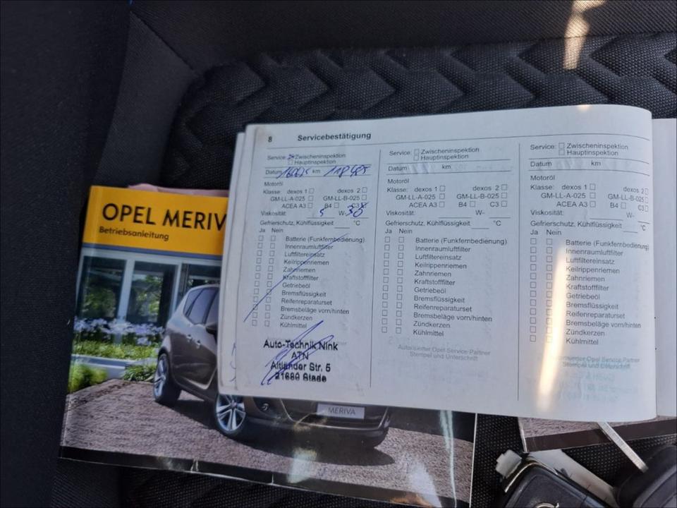 Opel Meriva 2013 — photo 14